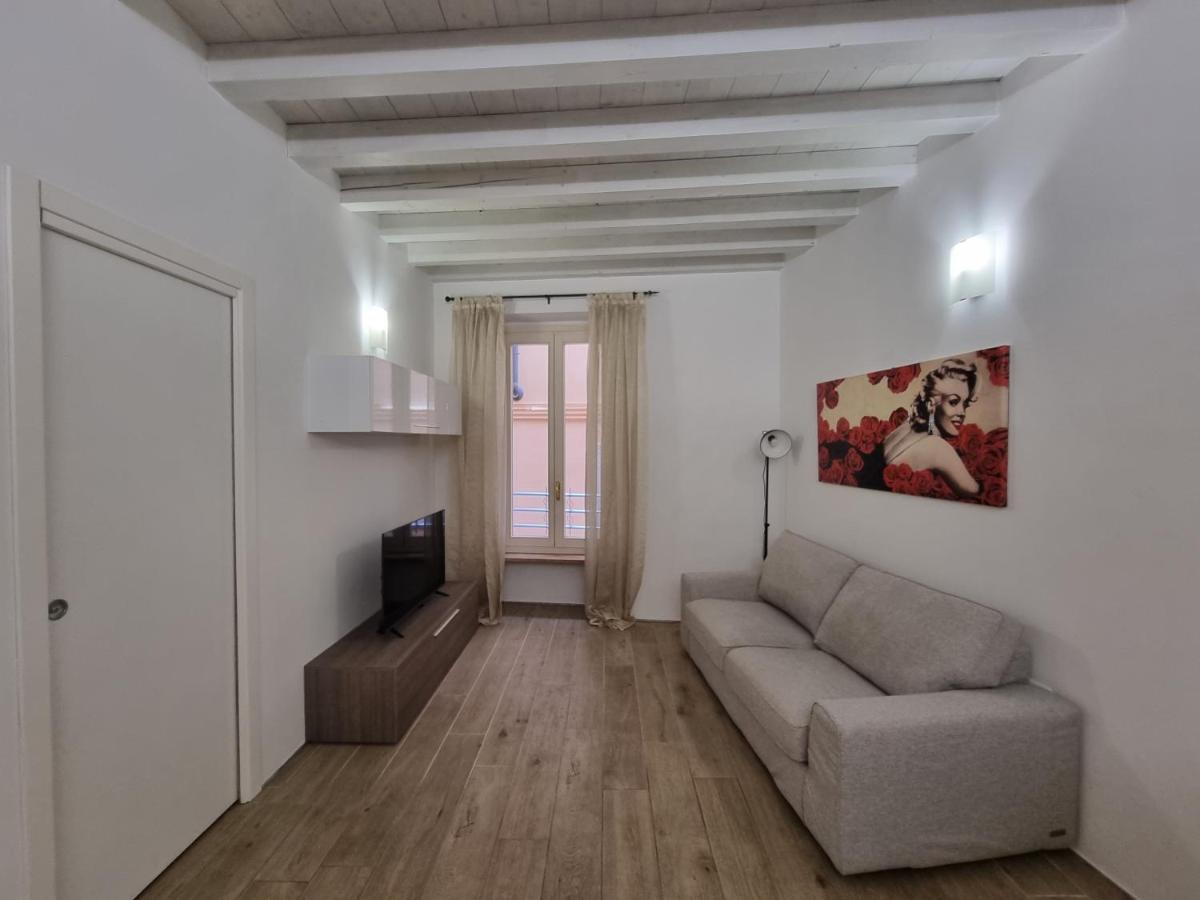 Profumo Di Lago Desenzano-By Goccia Di Lago Desenzano del Garda Bagian luar foto